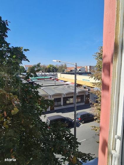 Apartament cu 3 camere în Ultracentral