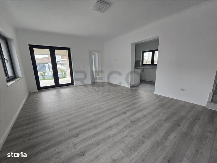 Casă cu 4 camere în Central