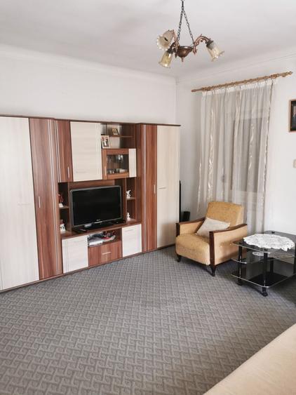 Casă cu 2 camere în Cristian