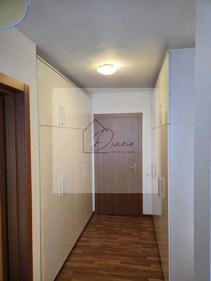 Apartament cu 3 camere decomandat, mobilat în Socului