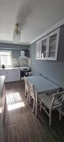 Apartament cu 3 camere decomandat în Păcurari