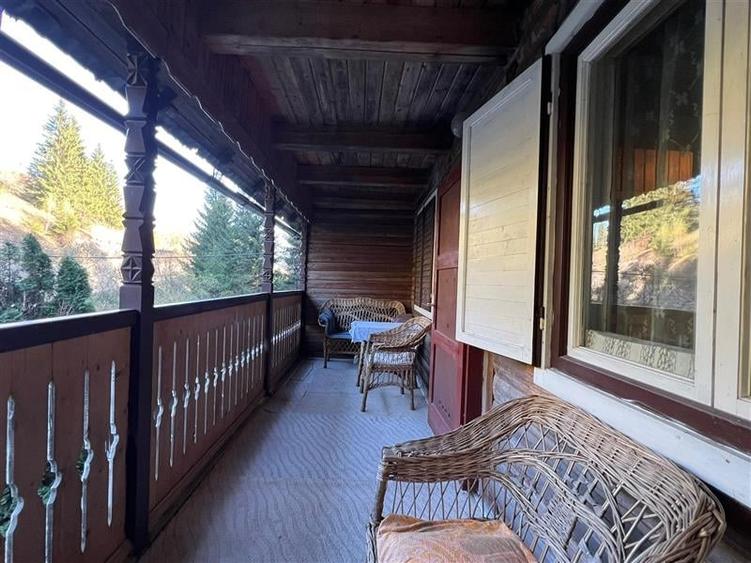 Casă individuală cu 3 camere cu Teren 519 Mp în Ciobotani