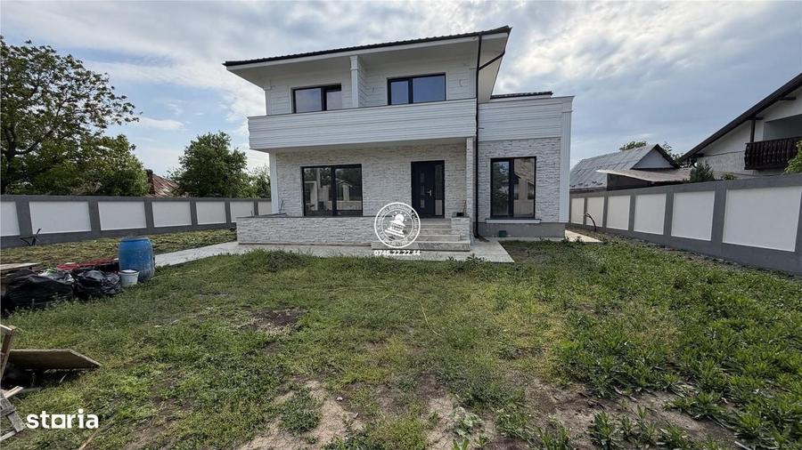 Casă cu 4 camere în Aroneanu