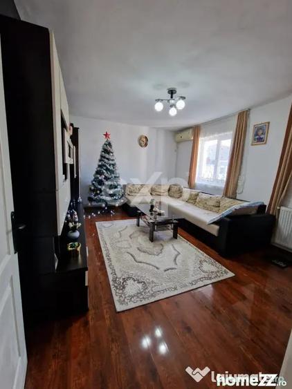 Apartament cu 2 camere decomandat în Micro 6