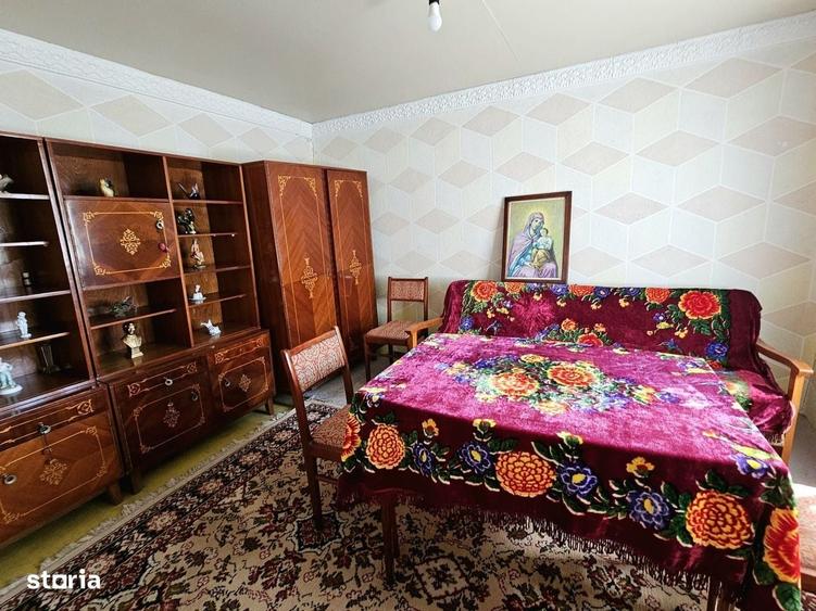 Casă cu 4 camere cu Teren 1100 Mp în Muntenii de Jos