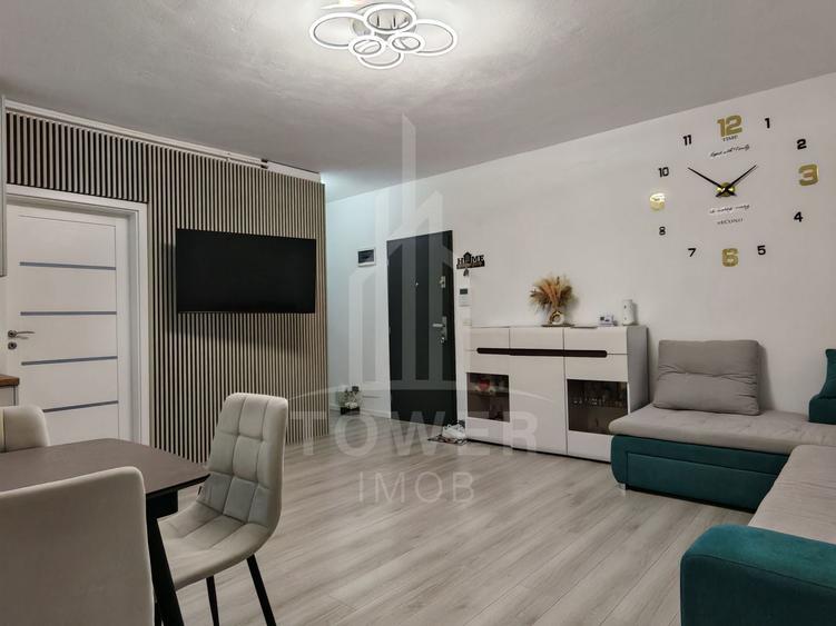 Apartament cu 3 camere decomandat, mobilat în Exterior Vest