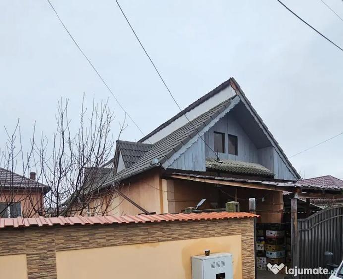 Casă cu 3 camere cu Teren 279 Mp în Brestei