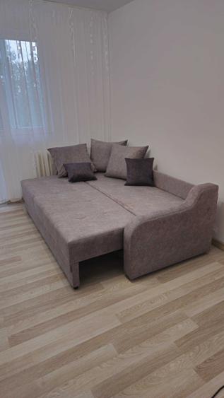Apartament cu 2 camere decomandat în Podu Roș