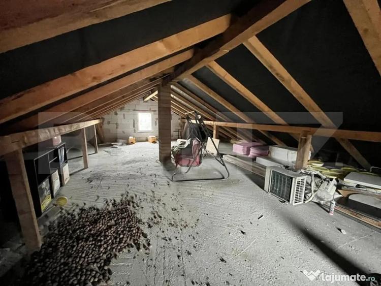 Casă cu 4 camere cu Teren 500 Mp în Central