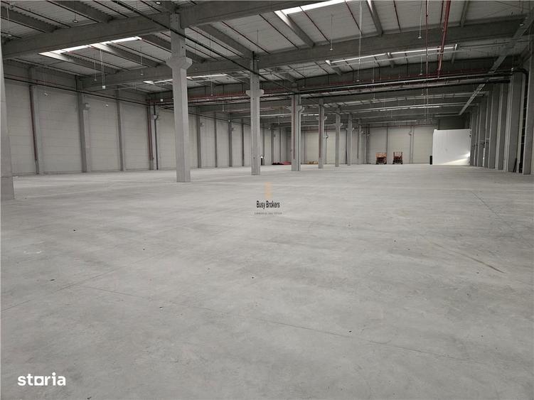 Spațiu comercial, de 1,800 mp, în Criș
