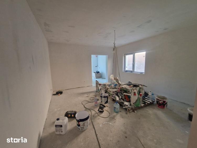 Casă cu 4 camere cu Teren 330 Mp în Ghiroda
