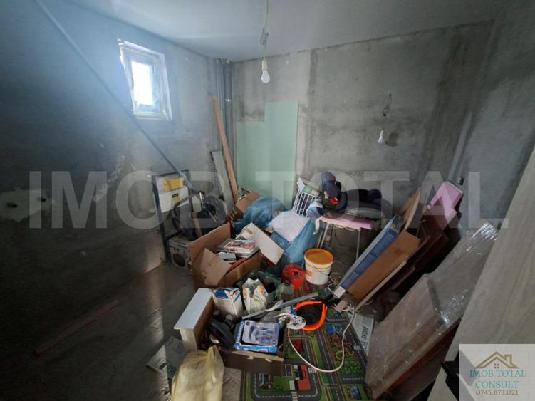 Casă individuală cu 4 camere cu Canalizare în Albota