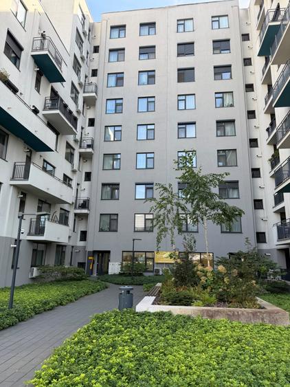 Apartament cu 2 camere decomandat, mobilat în Central