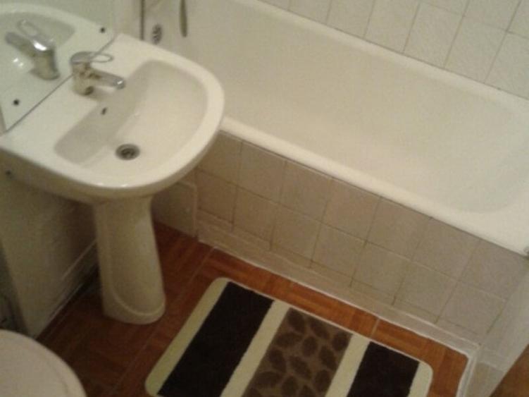 Garsonieră decomandată în Drumul Taberei