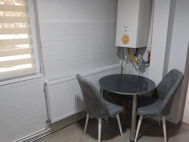 Apartament cu 2 camere decomandat, mobilat în 9 Mai