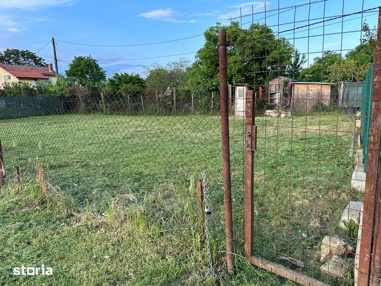 Teren de 472 mp, în Balotești