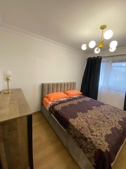 Apartament cu 3 camere, etajul 7/10, zona Centru-Palas Mall - 2