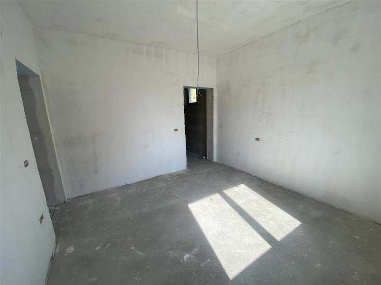Casă cu 4 camere cu Teren 520 Mp în Breazu