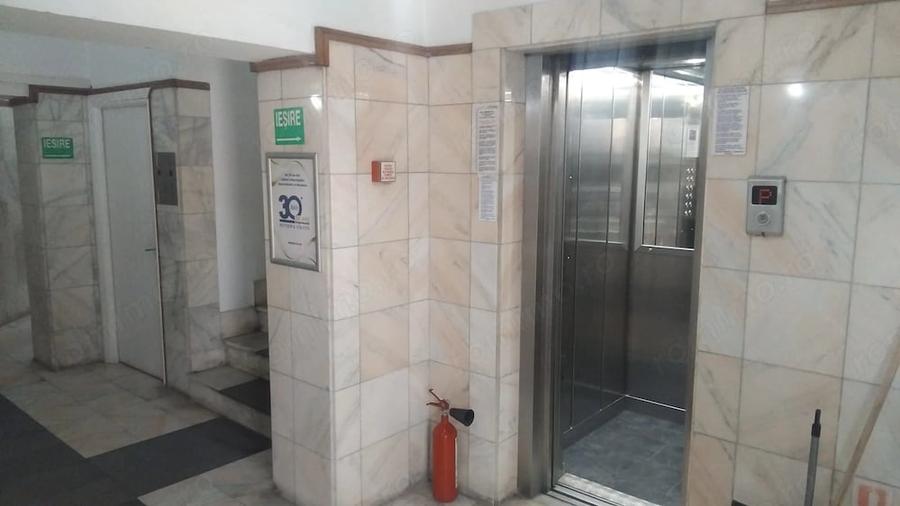 Spațiu comercial, de 75 mp, în Ultracentral
