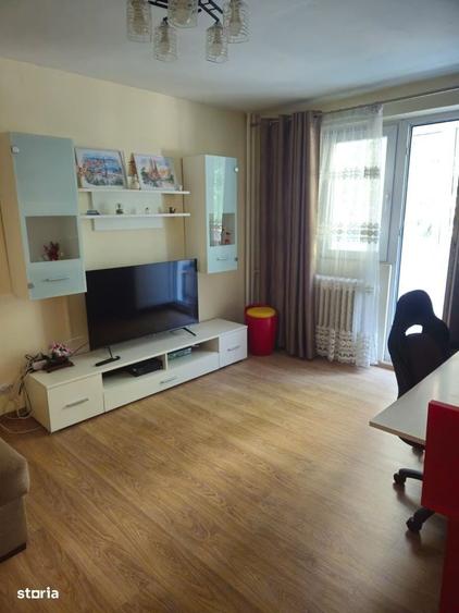 Apartament cu 2 camere în Tei