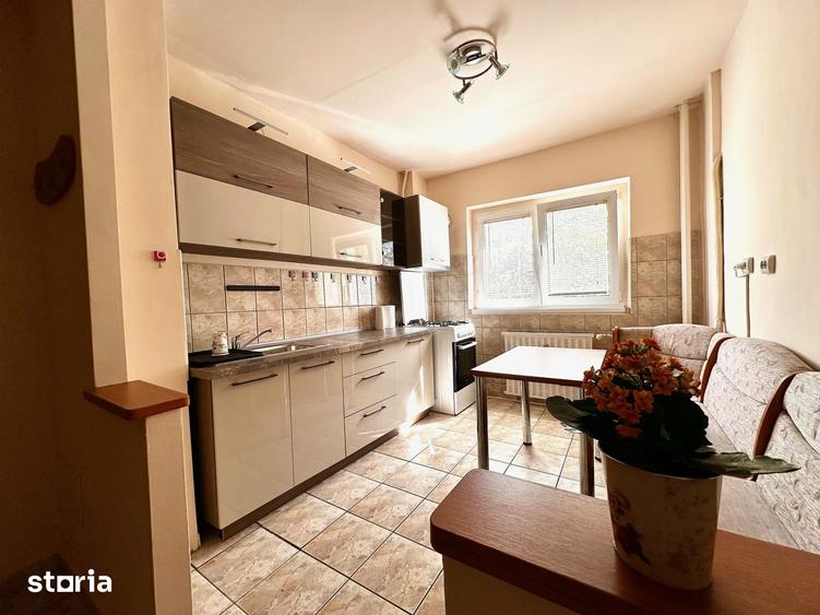 Apartament cu 2 camere semidecomandat în 1 Decembrie 1918