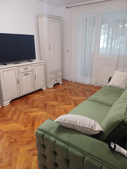 Apartament cu 2 camere semidecomandat în Bucureștii Noi