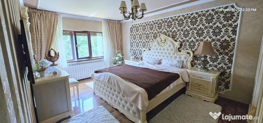 Apartament cu 3 camere decomandat în Micro 16