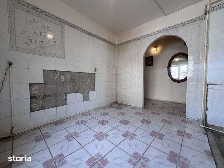 ETAJ 1! Vanzare apartament cu 2 camere in M11 - Targovi?te - 8