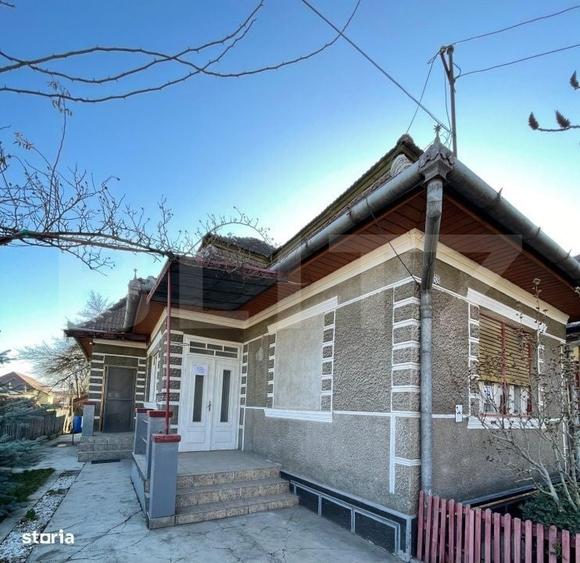 Casă cu 3 camere cu Teren 580 Mp în Central