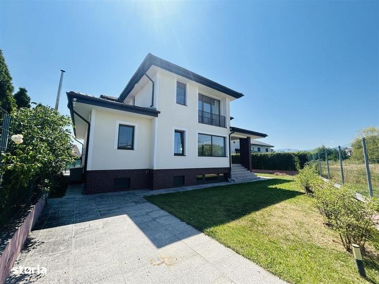 Casa premium in Selimbar - 330 mp utili - teren 581 mp - 8 camere - 8