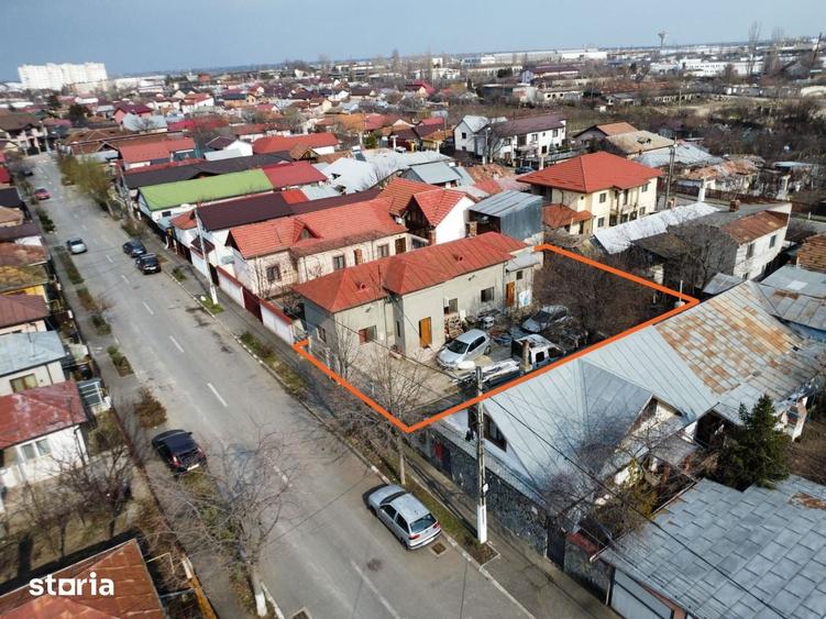Casă cu 3 camere cu Teren 400 Mp în Central