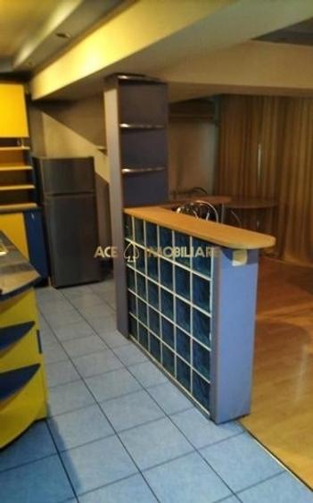 Apartament cu 2 camere decomandat, mobilat în Nerva Traian