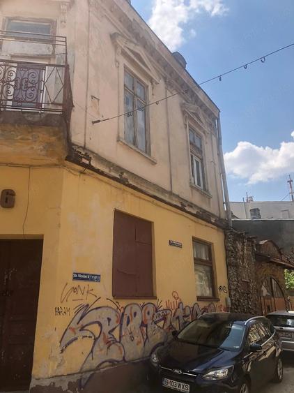 Casă cu Teren 125 Mp în Universitate
