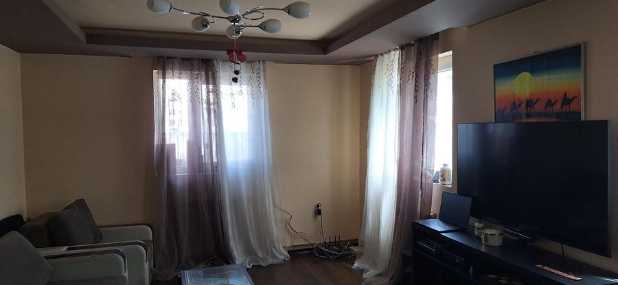 Casă individuală cu 5 camere cu Canalizare în Drumul Găzarului