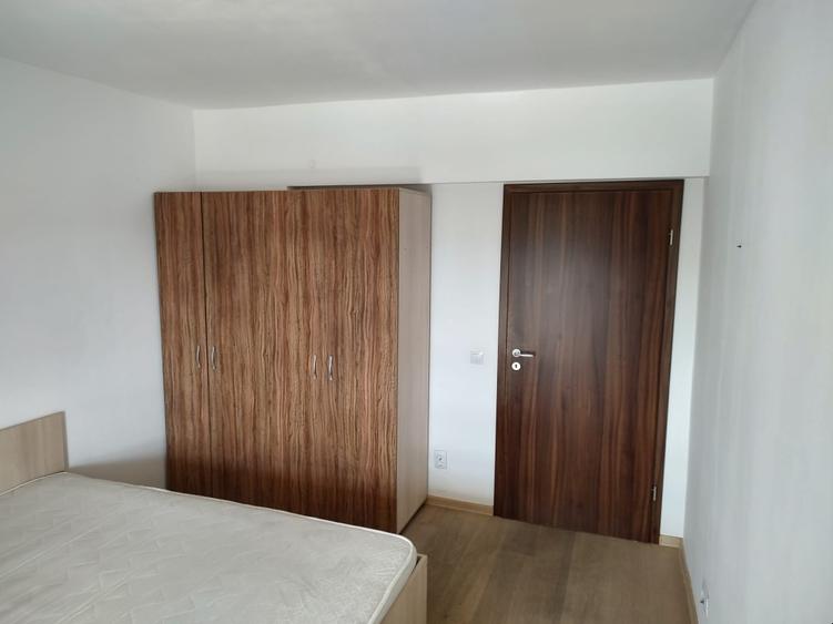 Apartament cu 3 camere decomandat în Mărăști