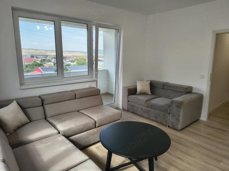 Apartament cu 3 camere decomandat în Cetate