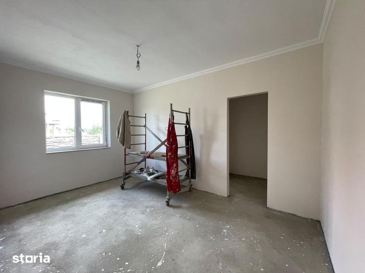Casă cu 3 camere cu Teren 500 Mp în Ghiroda