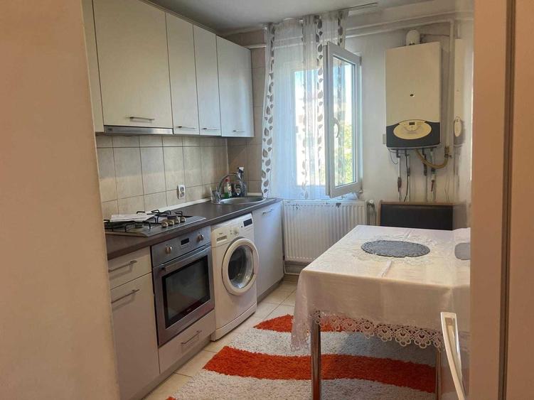 Apartament cu 2 camere Podu Ros-Magazin Tesko - 1