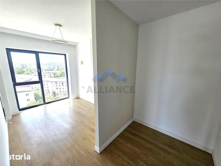 Apartament cu 3 camere decomandat în Baza 3