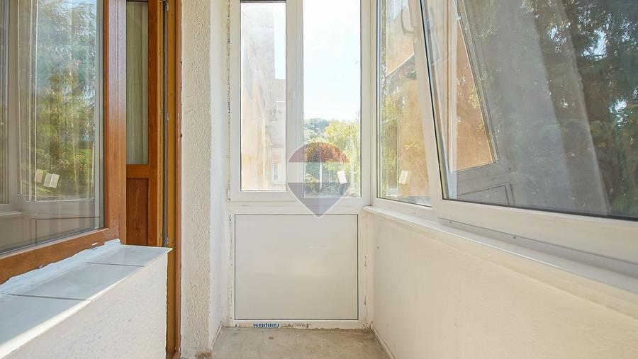 Apartament cu 2 camere nedecomandat, mobilat în Centrul Civic