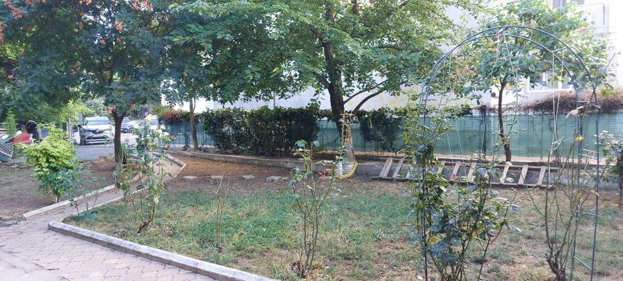 Casă cu 3 camere în Exterior Vest