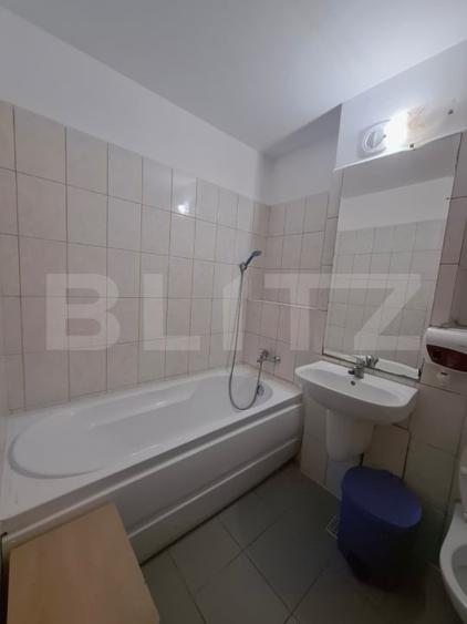 Garsonieră decomandată, mobilată în Bartolomeu