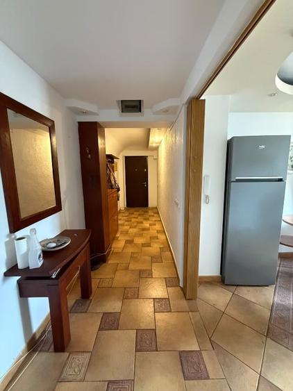Apartament cu 3 camere decomandat în Centrul Civic