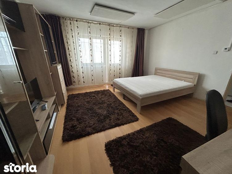 Garsonieră în Steaua