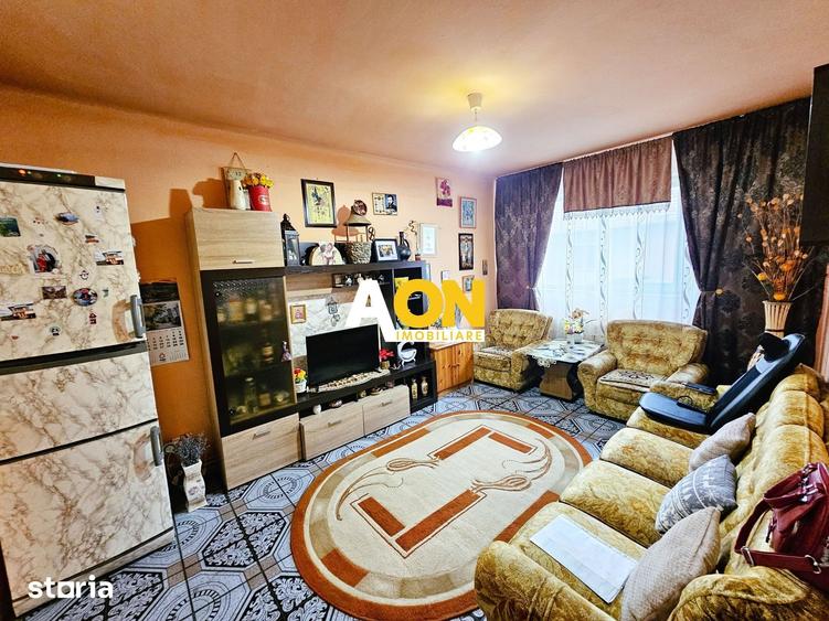 Casă cu 6 camere cu Teren 389 Mp în Tolstoi