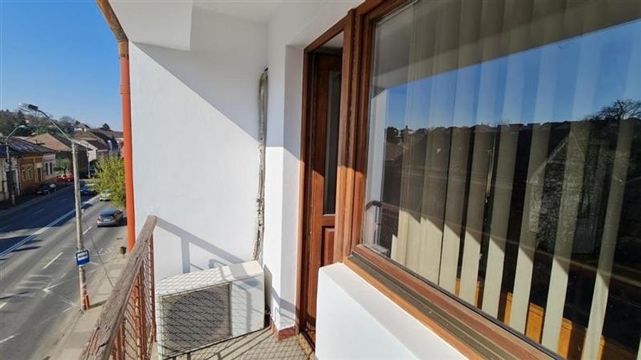 Apartament cu 2 camere decomandat în Gara Mare
