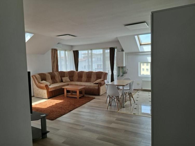 Apartament cu 2 camere semidecomandat în Florești