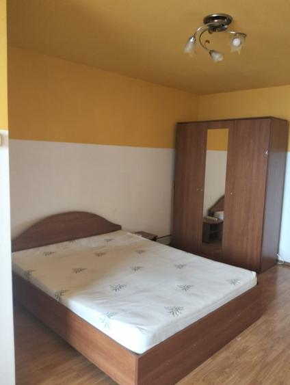 Garsonieră decomandată, mobilată în Central