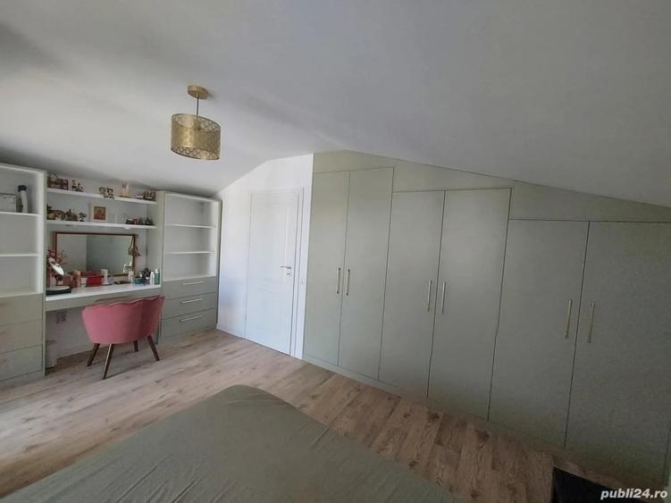 Casă cu 5 camere cu Teren 300 Mp în Tărlungeni