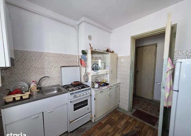 Apartament 2 camere decomandat situat Deva, strada Maraști etaj 4 - 7